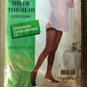 Sheer thigh hi stockings. 4 pairs. New